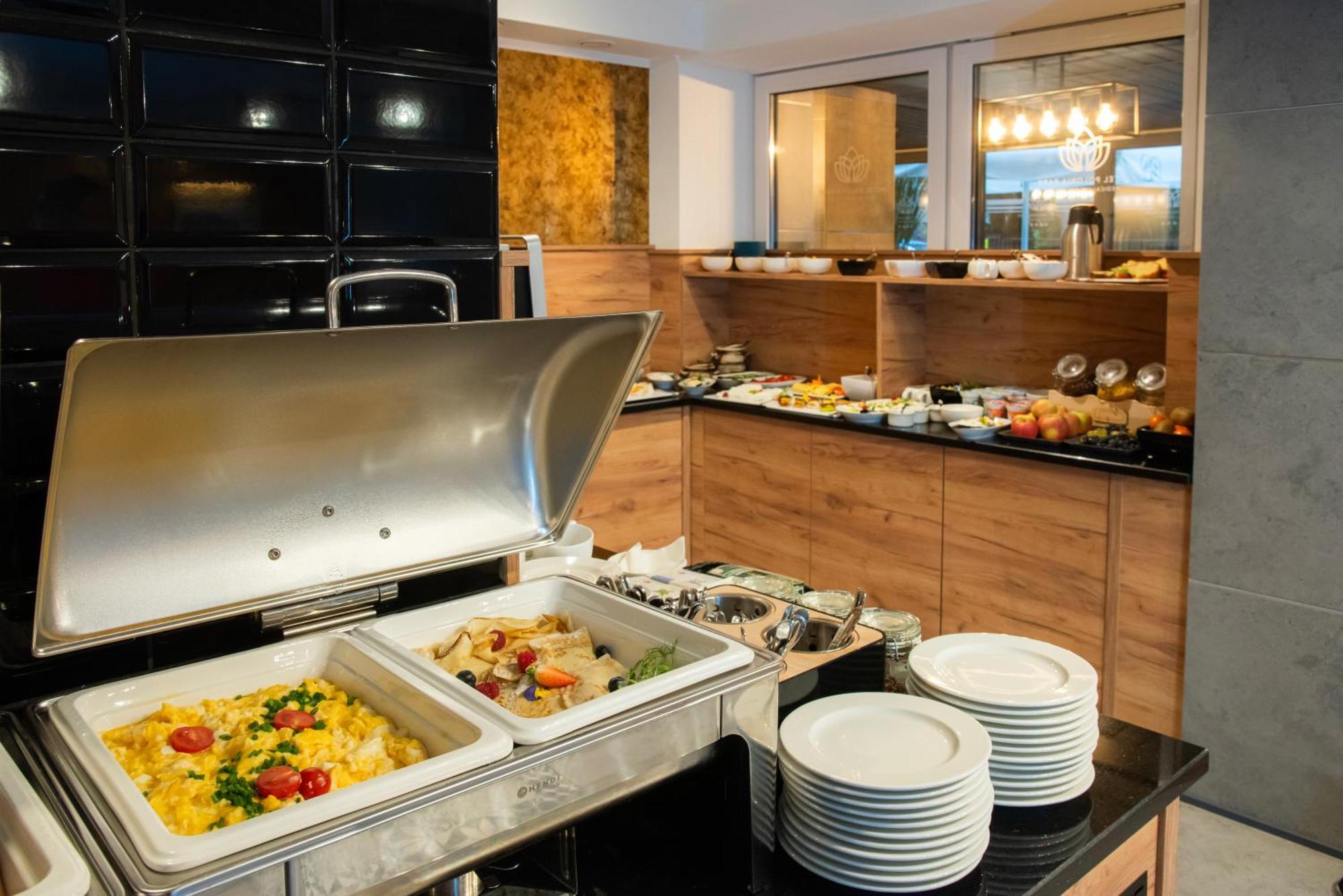 Hotel Polonia Park Medical Center & Spa Busko Zdroj Ngoại thất bức ảnh